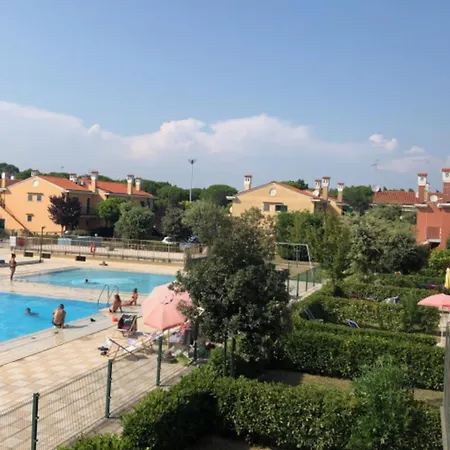 Relaxing With A Playground And Pool * Бибионе